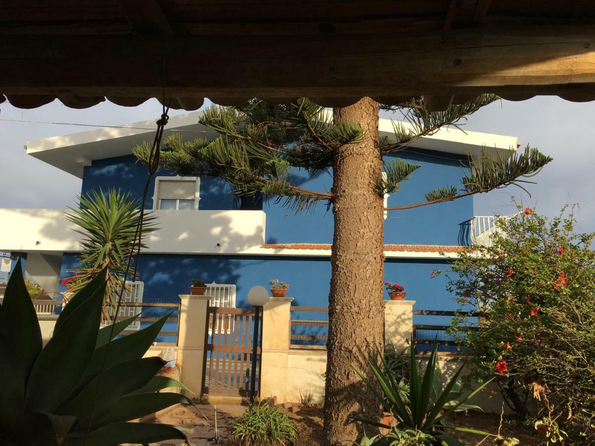 Casa Vacanze Anticaglie Punta Secca Exterior photo